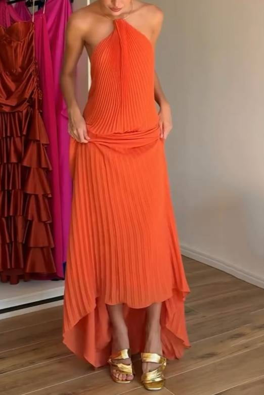 Minimalist Metal Choker Pleated Maxi Dress