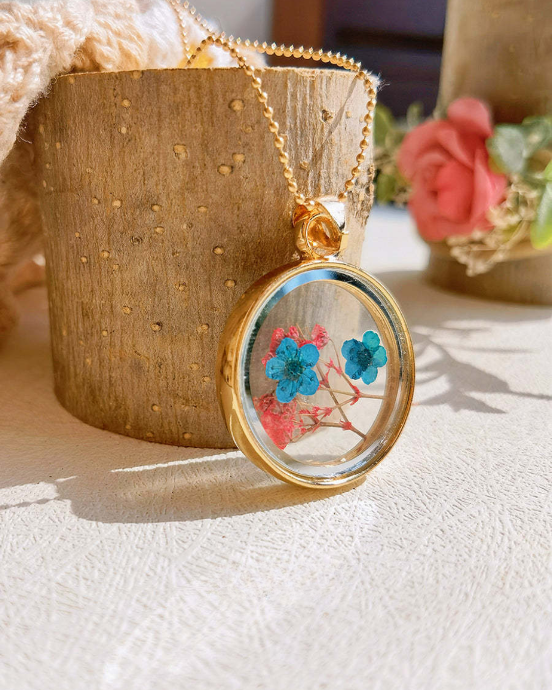 Fieldbliss Glass Bloom Necklace