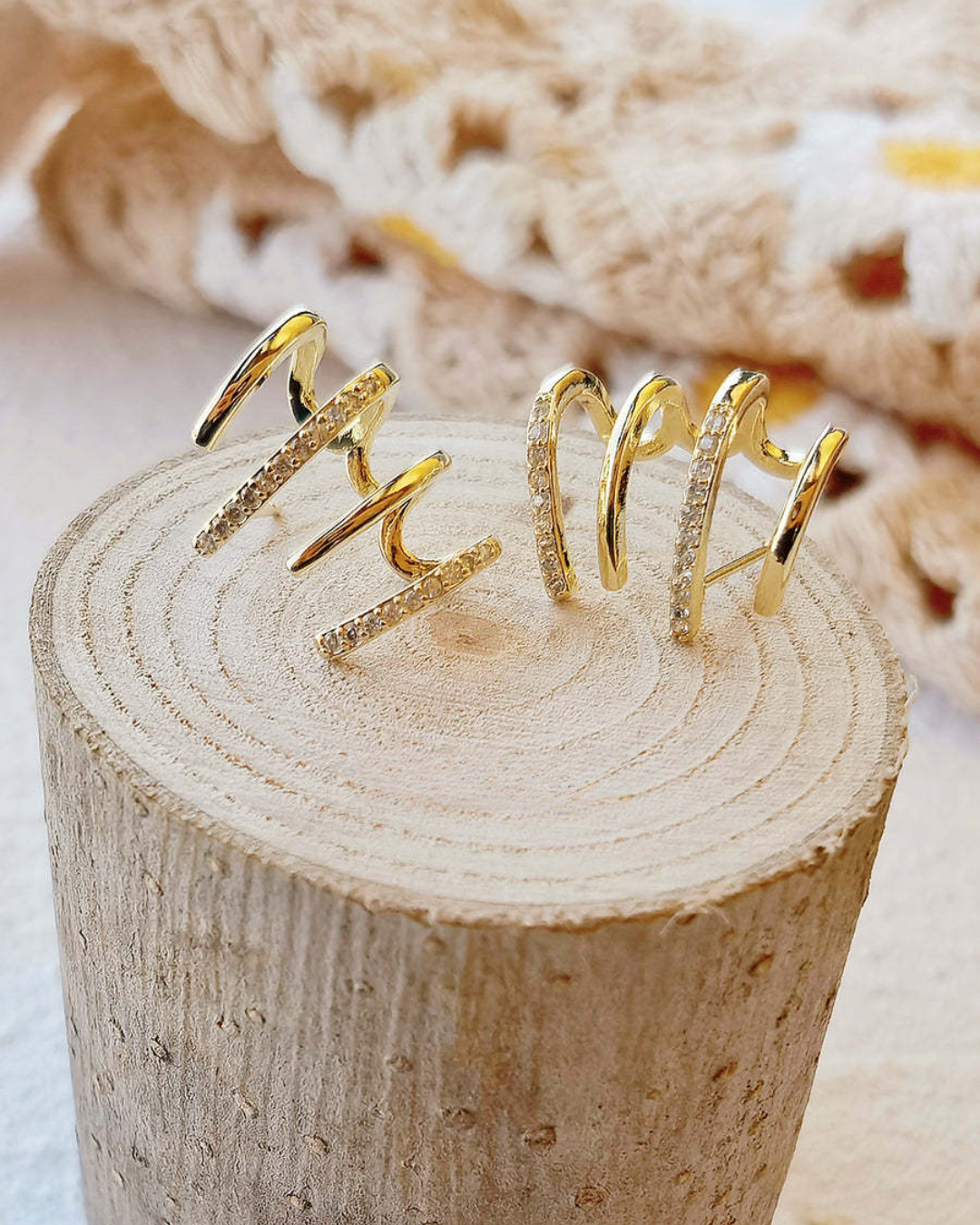 Minimal Sparkle Spiral Earrings