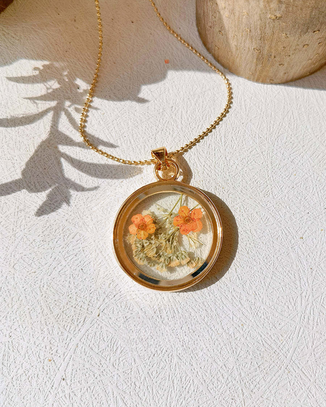 Fieldbliss Glass Bloom Necklace