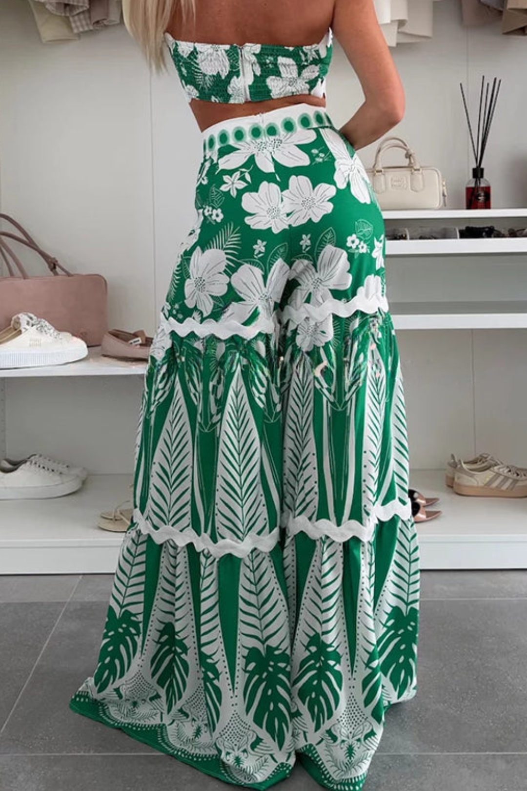 Conjunto Palm Parade
