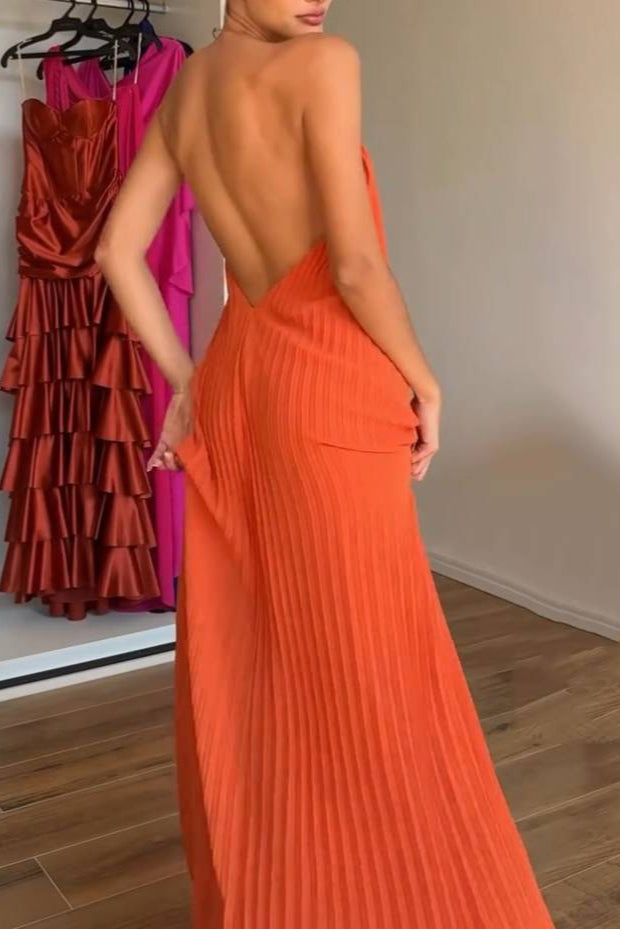 Minimalist Metal Choker Pleated Maxi Dress