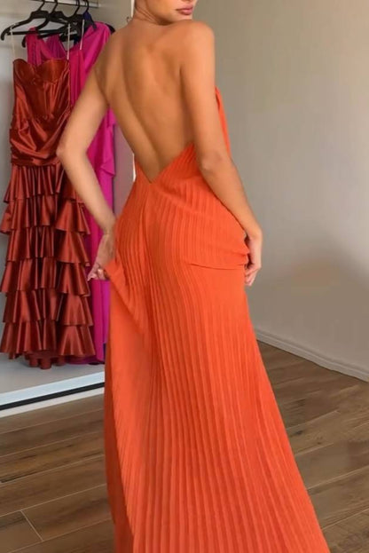 Minimalist Metal Choker Pleated Maxi Dress