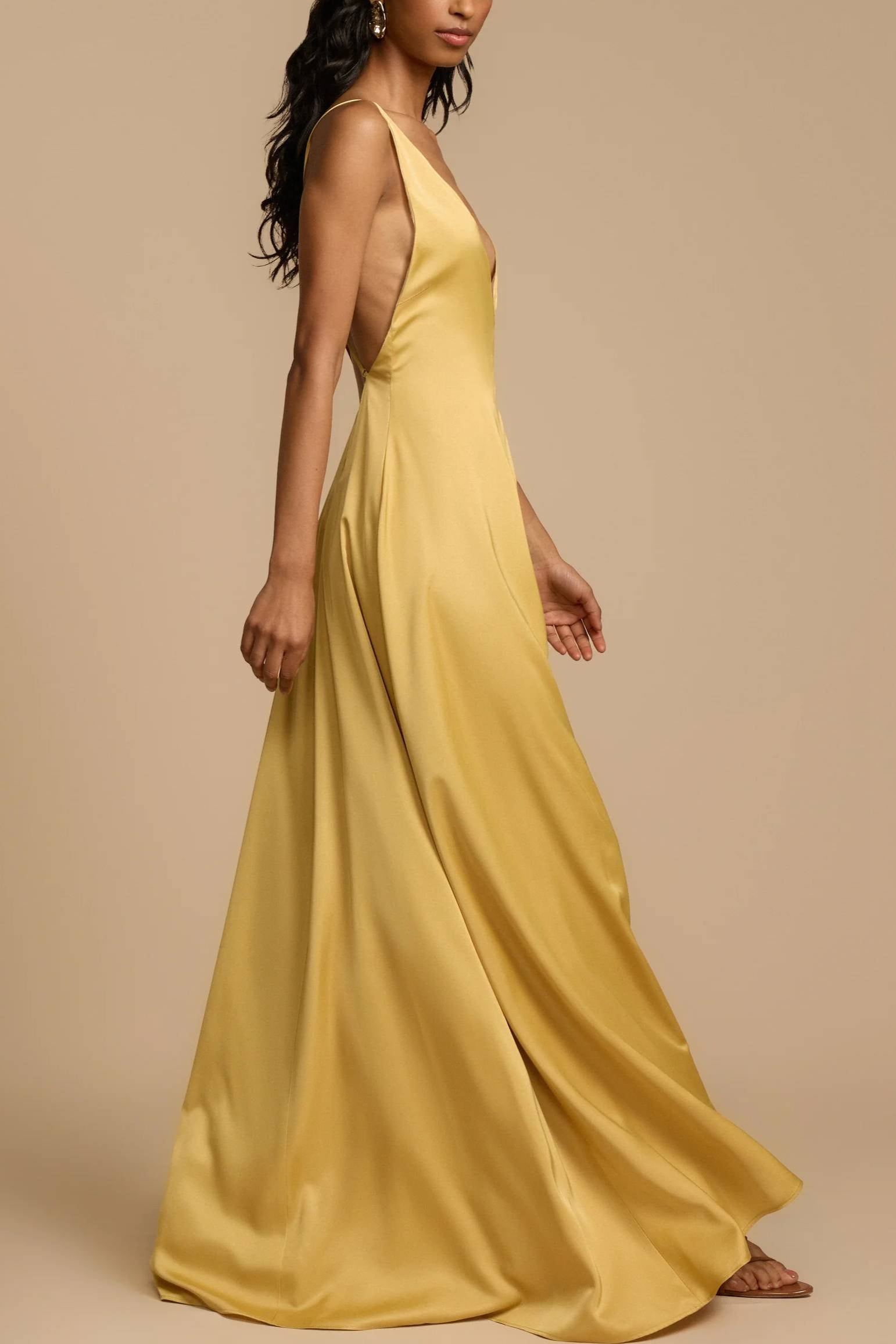 Deep V-neck Backless Maxi Dress